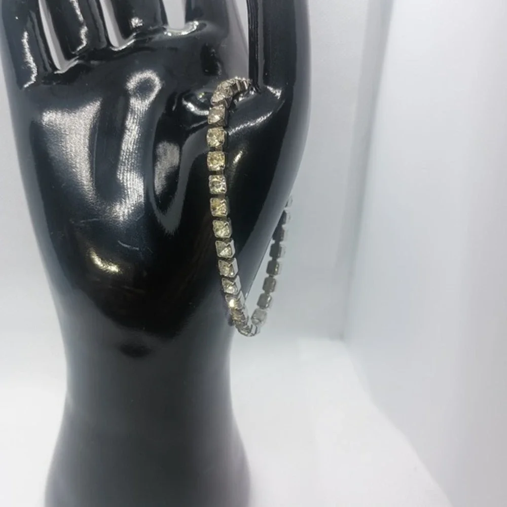 Rhinestone Bracelet & Faux Pearl Earrings Set Vintage‎ SKUJ023
